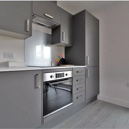 2 Bedroom City Centre Apartment In Hemel Hempstead Extérieur photo