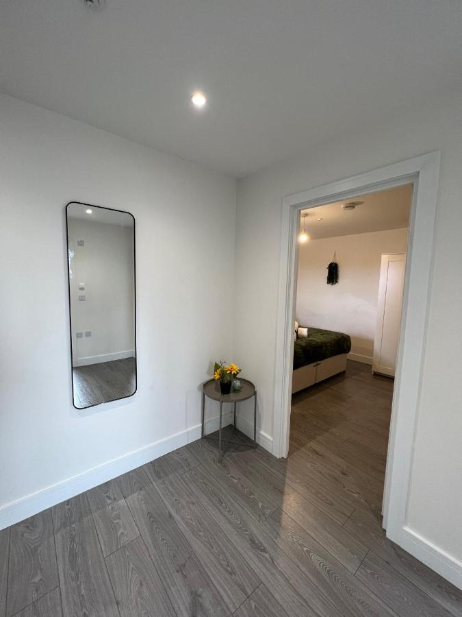 2 Bedroom City Centre Apartment In Hemel Hempstead Extérieur photo